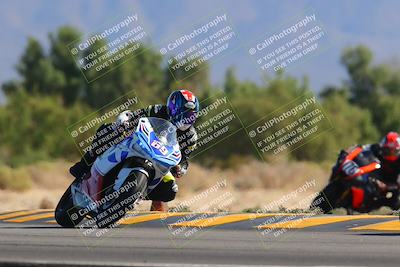 media/Nov-06-2022-SoCal Trackdays (Sun) [[208d2ccc26]]/Turn 7 Set 1 (1050am)/